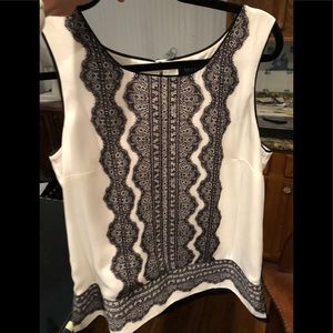 White House black market blouse